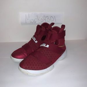 Nike LeBron Zoom Soldier 10 "Christ the King" (GS)